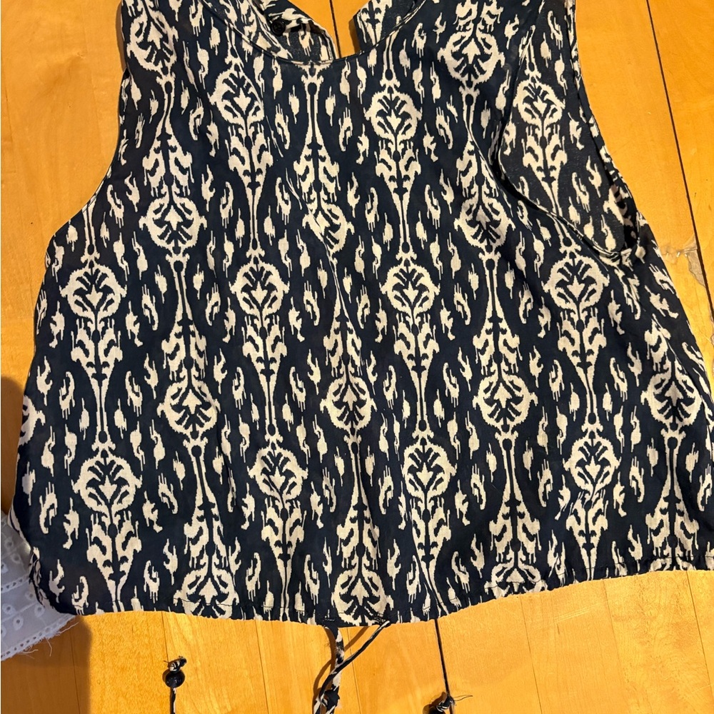 Elegant Navy and Cream Women's Top